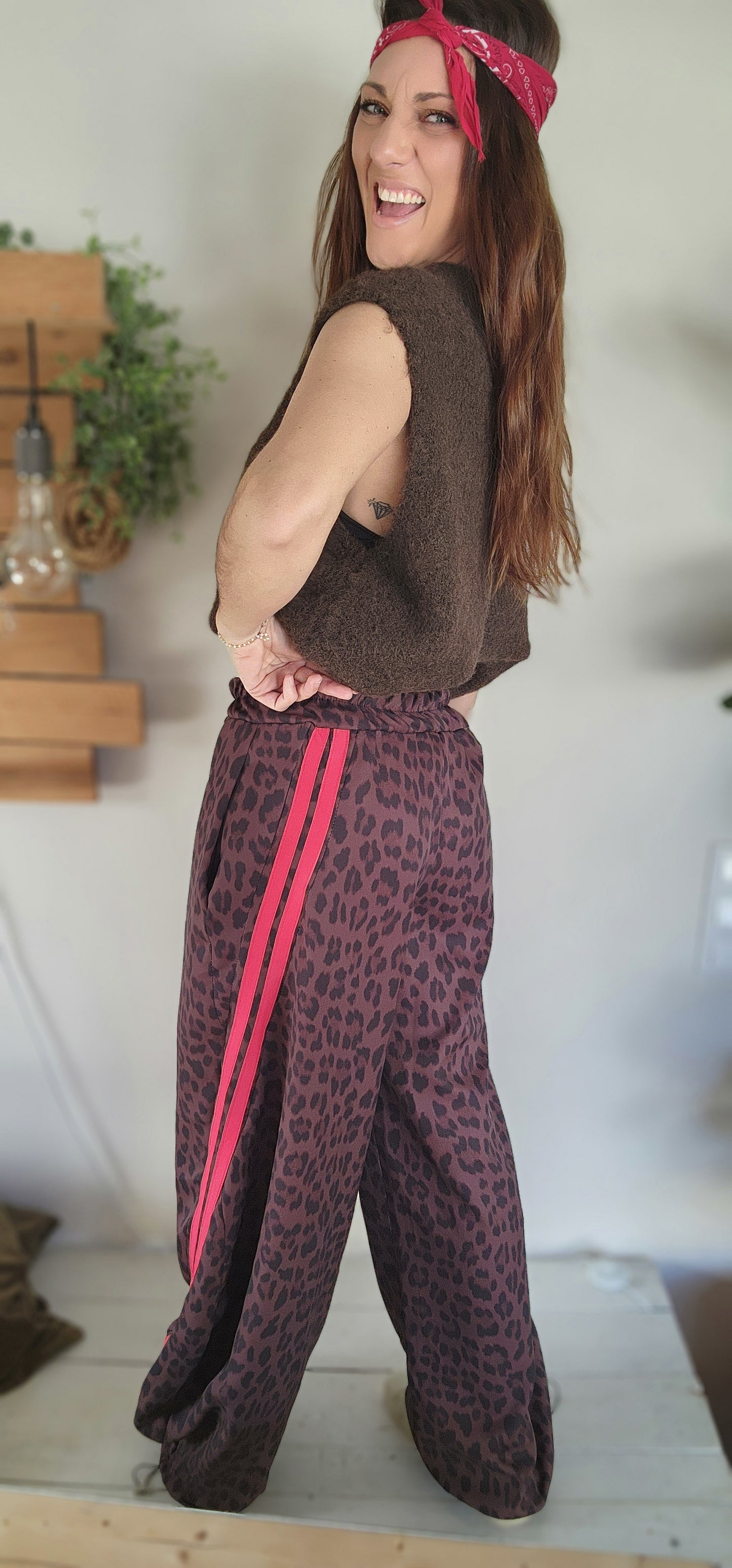 Pantalon LEO Bandes Rouges