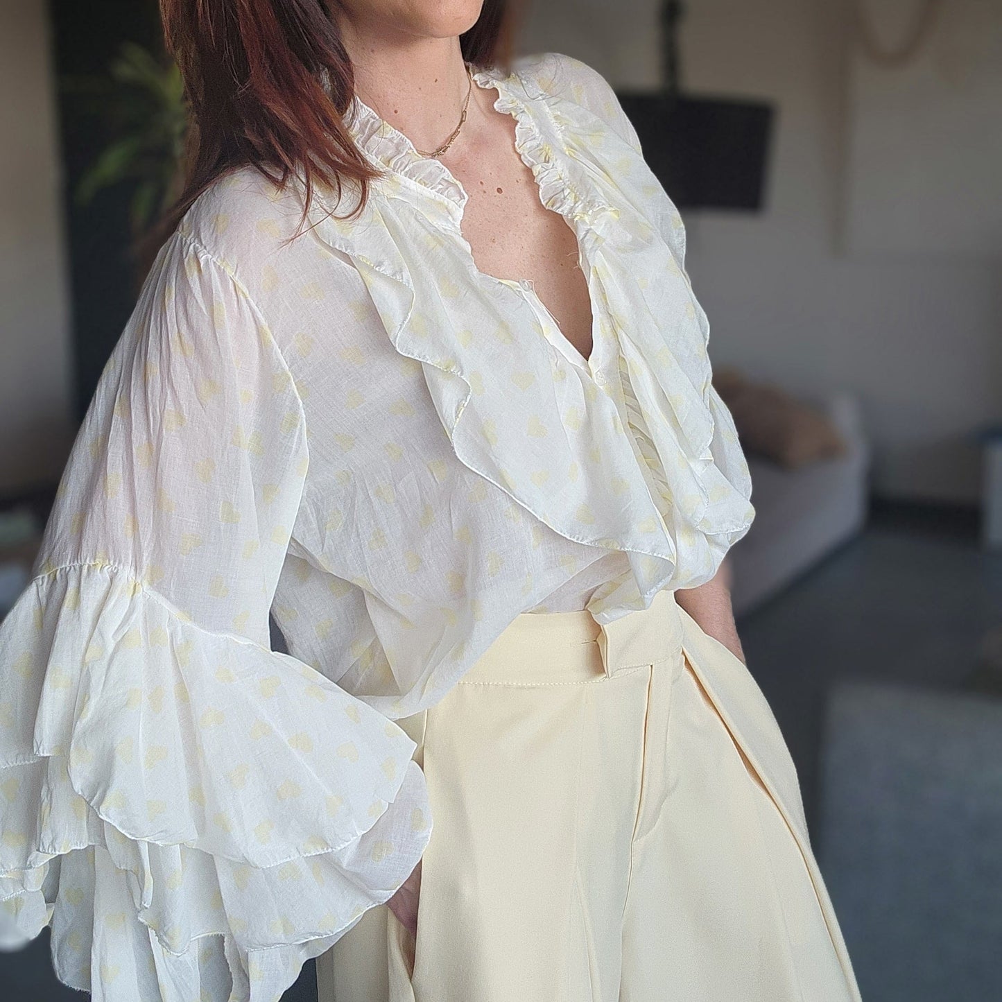 Chemise Volant IBIZA Ivoire / Cœur Jaune Pastel