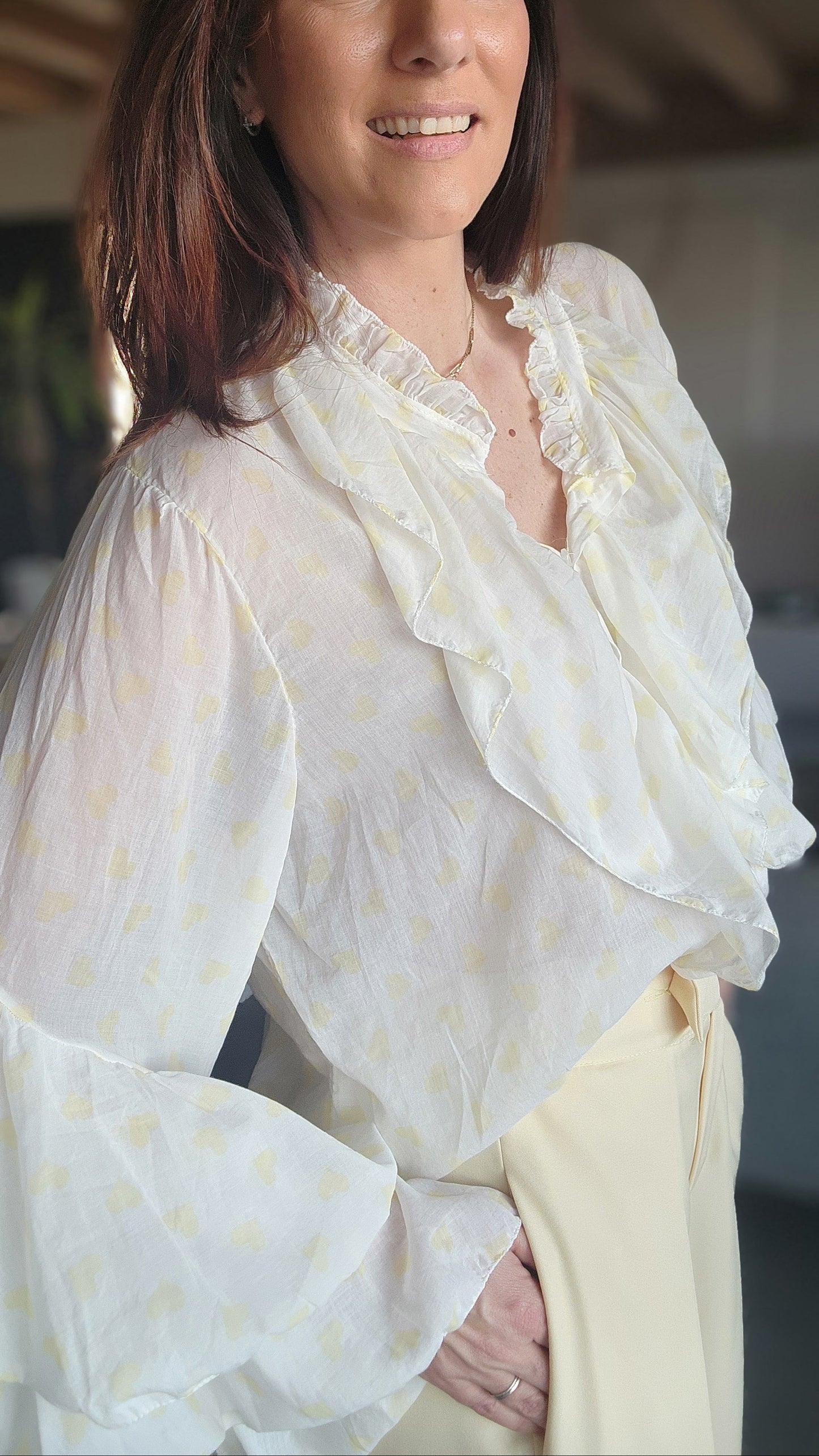 Chemise Volant IBIZA Ivoire / Cœur Jaune Pastel