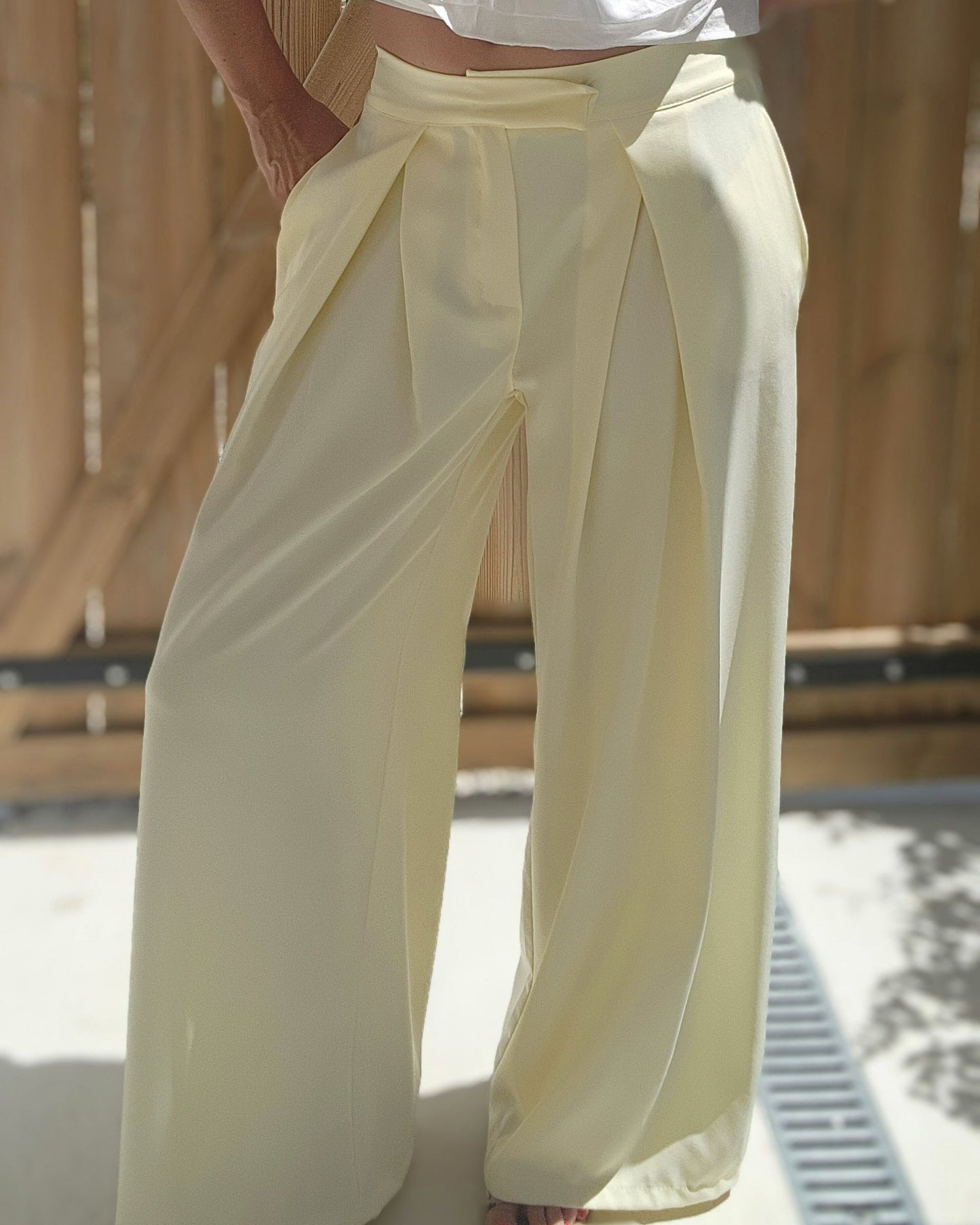 Pantalon BELLA jaune pastel